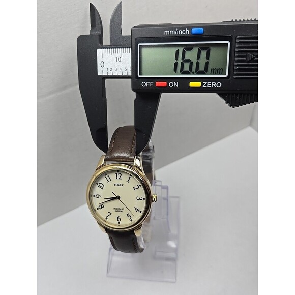 Timex Easy Reader Indiglo Gold Tone 35mm Quartz Watch Leather New Battery WR 30M - Picture 12 of 13